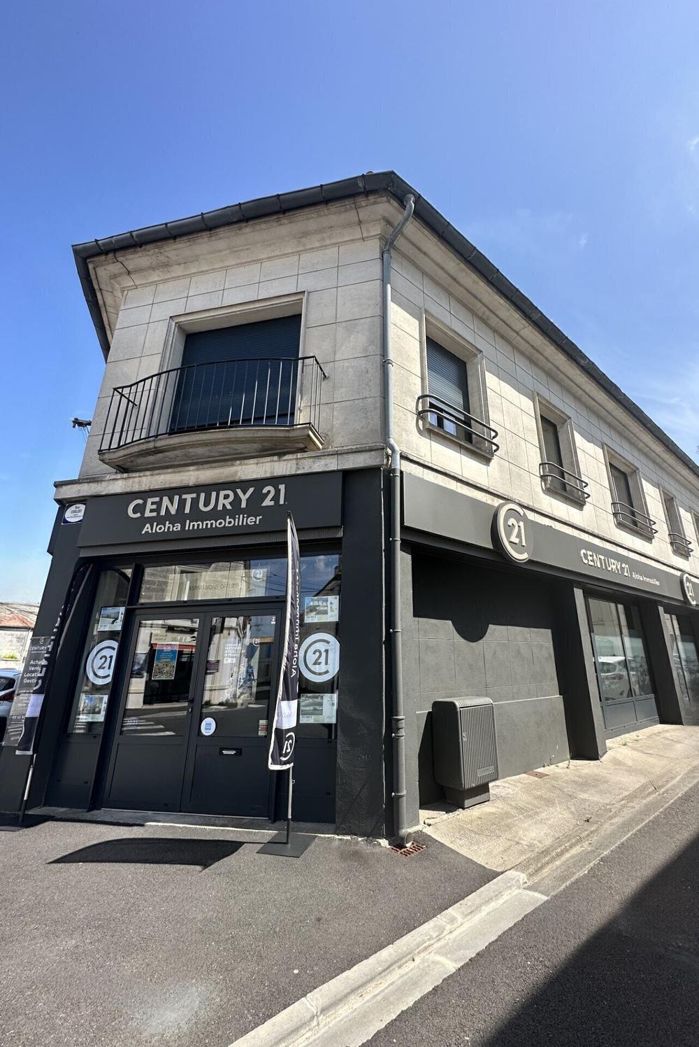 l'équipe de l'agence Aloha Immobilier