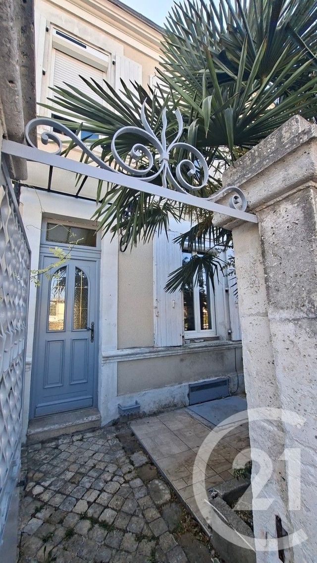 maison - GOND PONTOUVRE - 16