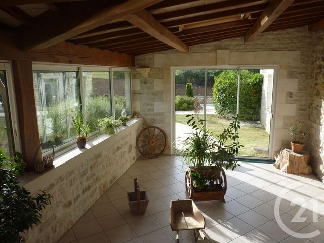 Afficher la photo en grand maison à vendre - 10 pièces - 450.0 m2 - CHAMPNIERS - 16 - POITOU-CHARENTES - Century 21 Aloha Immobilier