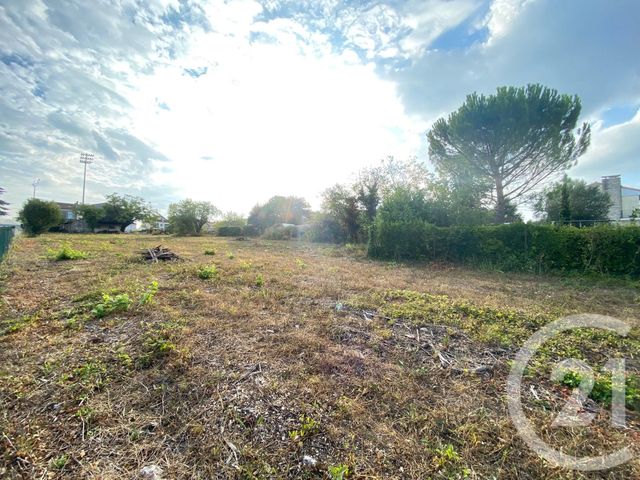 terrain à vendre - 3284.0 m2 - ANGOULEME - 16 - POITOU-CHARENTES - Century 21 Aloha Immobilier
