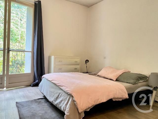Afficher la photo en grand Appartement F3 à vendre - 3 pièces - 77.4 m2 - ANGOULEME - 16 - POITOU-CHARENTES - Century 21 Aloha Immobilier