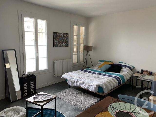 Studio à louer - 1 pièce - 24.33 m2 - ANGOULEME - 16 - POITOU-CHARENTES - Century 21 Aloha Immobilier Studio à louer - 1 pièce - 24.33 m2 - ANGOULEME - 16 - POITOU-CHARENTES - Century 21 Aloha Immobilier