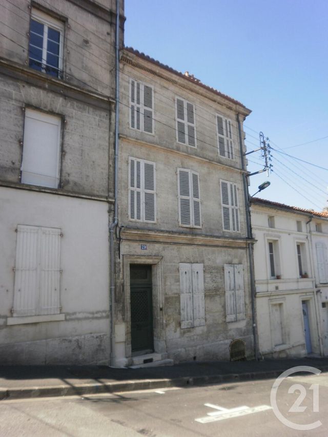 Studio à louer - 1 pièce - 24.33 m2 - ANGOULEME - 16 - POITOU-CHARENTES - Century 21 Aloha Immobilier Studio à louer - 1 pièce - 24.33 m2 - ANGOULEME - 16 - POITOU-CHARENTES - Century 21 Aloha Immobilier