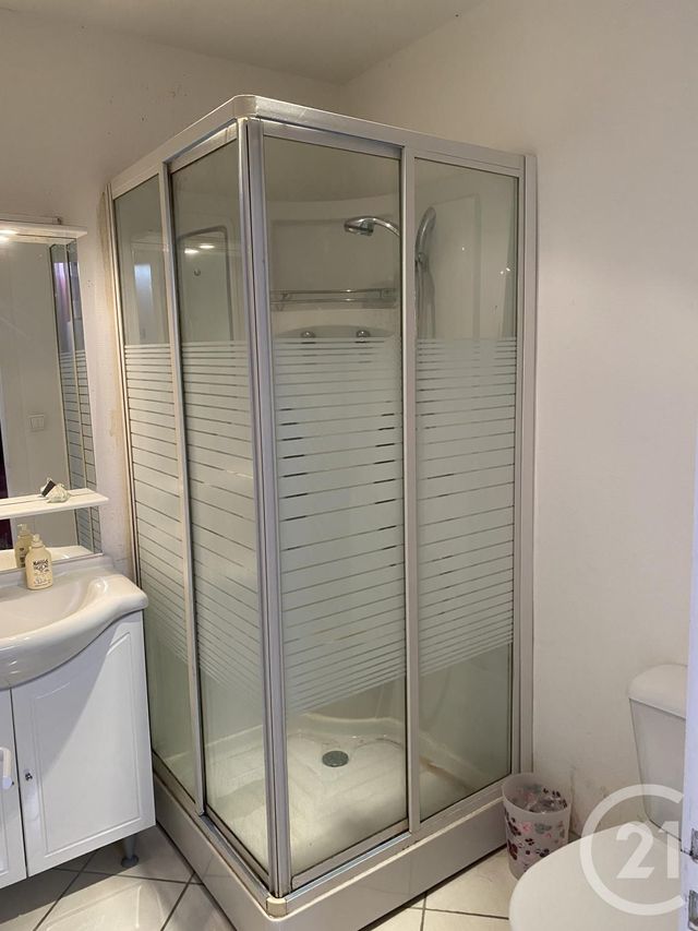Appartement F2 à louer - 2 pièces - 37.0 m2 - ANGOULEME - 16 - POITOU-CHARENTES - Century 21 Aloha Immobilier Appartement F2 à louer - 2 pièces - 37.0 m2 - ANGOULEME - 16 - POITOU-CHARENTES - Century 21 Aloha Immobilier