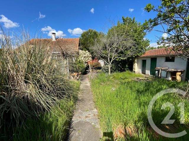 maison à vendre - 6 pièces - 115.0 m2 - GOND PONTOUVRE - 16 - POITOU-CHARENTES - Century 21 Aloha Immobilier maison à vendre - 6 pièces - 115.0 m2 - GOND PONTOUVRE - 16 - POITOU-CHARENTES - Century 21 Aloha Immobilier