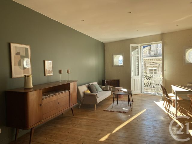 Appartement T2 à louer - 2 pièces - 62.78 m2 - ANGOULEME - 16 - POITOU-CHARENTES - Century 21 Aloha Immobilier Appartement T2 à louer - 2 pièces - 62.78 m2 - ANGOULEME - 16 - POITOU-CHARENTES - Century 21 Aloha Immobilier