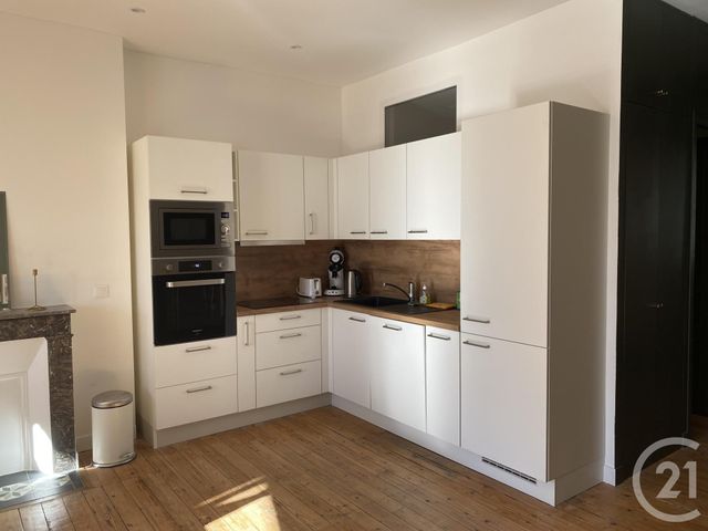 Appartement T2 à louer - 2 pièces - 62.78 m2 - ANGOULEME - 16 - POITOU-CHARENTES - Century 21 Aloha Immobilier Appartement T2 à louer - 2 pièces - 62.78 m2 - ANGOULEME - 16 - POITOU-CHARENTES - Century 21 Aloha Immobilier