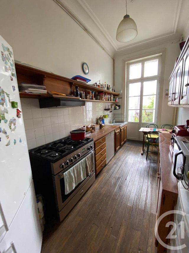 Afficher la photo en grand maison à vendre - 8 pièces - 240.0 m2 - ANGOULEME - 16 - POITOU-CHARENTES - Century 21 Aloha Immobilier