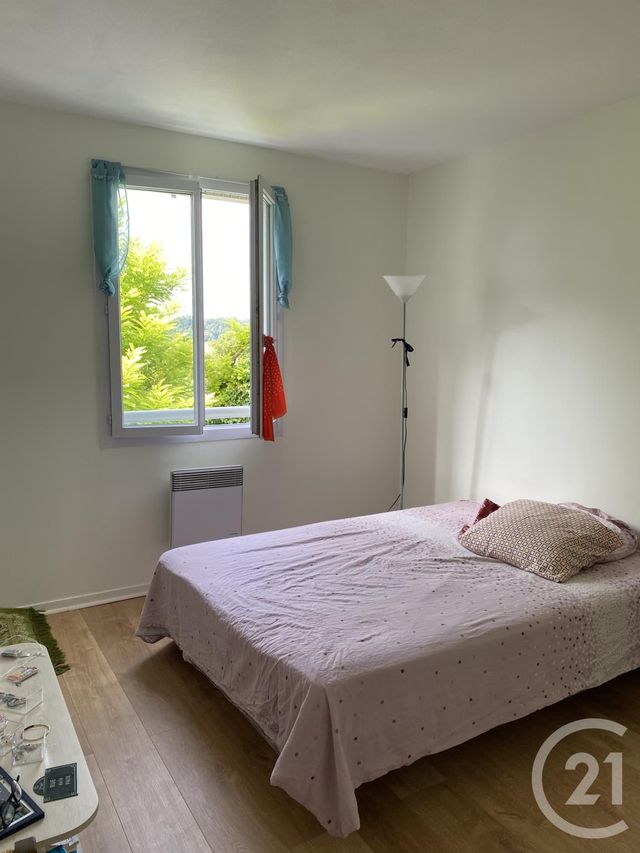 Afficher la photo en grand Appartement F3 à louer - 3 pièces - 64.95 m2 - ANGOULEME - 16 - POITOU-CHARENTES - Century 21 Aloha Immobilier