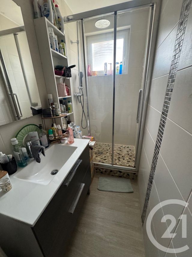 maison à vendre - 5 pièces - 70.0 m2 - SOYAUX - 16 - POITOU-CHARENTES - Century 21 Aloha Immobilier