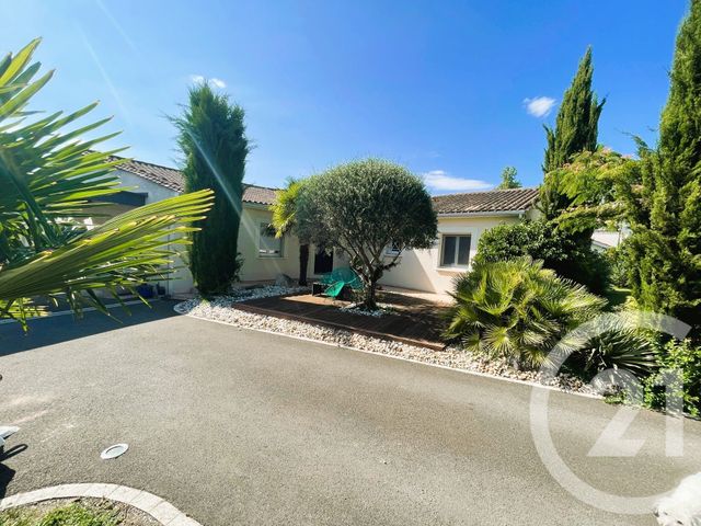 maison à vendre - 7 pièces - 157.0 m2 - CHAMPNIERS - 16 - POITOU-CHARENTES - Century 21 Aloha Immobilier