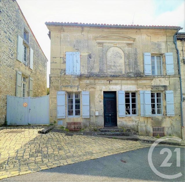 maison à vendre - 6 pièces - 227.79 m2 - VILLEBOIS LAVALETTE - 16 - POITOU-CHARENTES - Century 21 Aloha Immobilier
