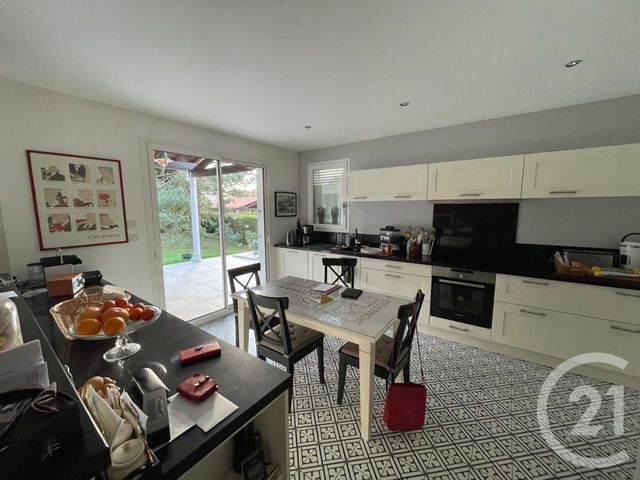maison à vendre - 8 pièces - 187.75 m2 - PUYMOYEN - 16 - POITOU-CHARENTES - Century 21 Aloha Immobilier