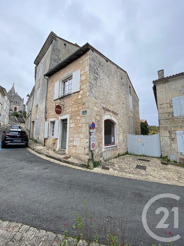 maison à vendre - 2 pièces - 60.0 m2 - VILLEBOIS LAVALETTE - 16 - POITOU-CHARENTES - Century 21 Aloha Immobilier