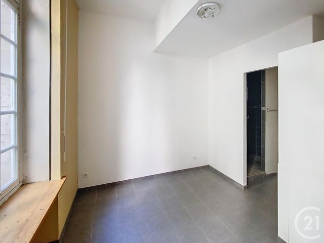 Appartement T2 à vendre - 2 pièces - 32.52 m2 - ANGOULEME - 16 - POITOU-CHARENTES - Century 21 Aloha Immobilier