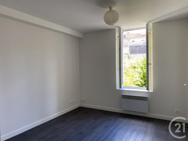 Appartement F1 à louer - 1 pièce - 18.59 m2 - ANGOULEME - 16 - POITOU-CHARENTES - Century 21 Aloha Immobilier