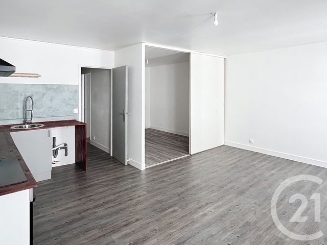 Appartement F2 à louer - 2 pièces - 47.23 m2 - VILLEBOIS LAVALETTE - 16 - POITOU-CHARENTES - Century 21 Aloha Immobilier