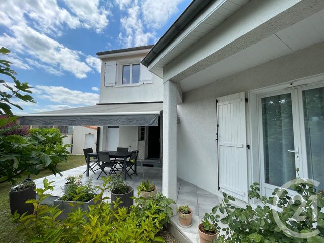 maison à vendre - 6 pièces - 118.75 m2 - PUYMOYEN - 16 - POITOU-CHARENTES - Century 21 Aloha Immobilier