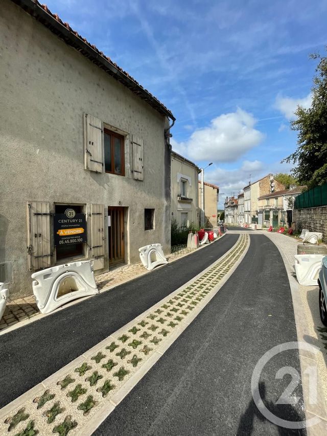 maison à vendre - 1 pièce - 43.0 m2 - ANGOULEME - 16 - POITOU-CHARENTES - Century 21 Aloha Immobilier