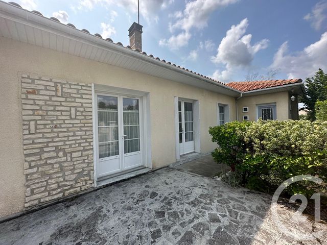 maison à vendre - 5 pièces - 141.37 m2 - ST YRIEIX SUR CHARENTE - 16 - POITOU-CHARENTES - Century 21 Aloha Immobilier