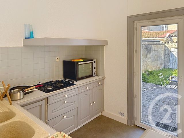 maison à vendre - 2 pièces - 52.0 m2 - ANGOULEME - 16 - POITOU-CHARENTES - Century 21 Aloha Immobilier