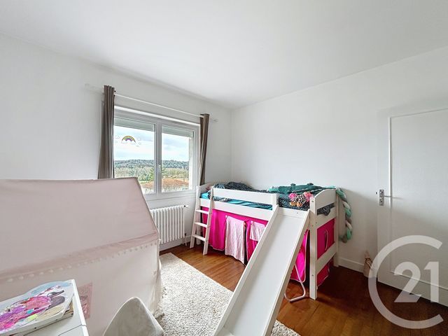 maison à louer - 3 pièces - 81.0 m2 - ST MICHEL - 16 - POITOU-CHARENTES - Century 21 Aloha Immobilier