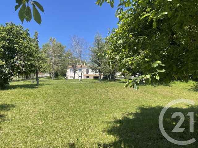 Afficher la photo en grand maison à vendre - 8 pièces - 123.5 m2 - RUELLE SUR TOUVRE - 16 - POITOU-CHARENTES - Century 21 Aloha Immobilier