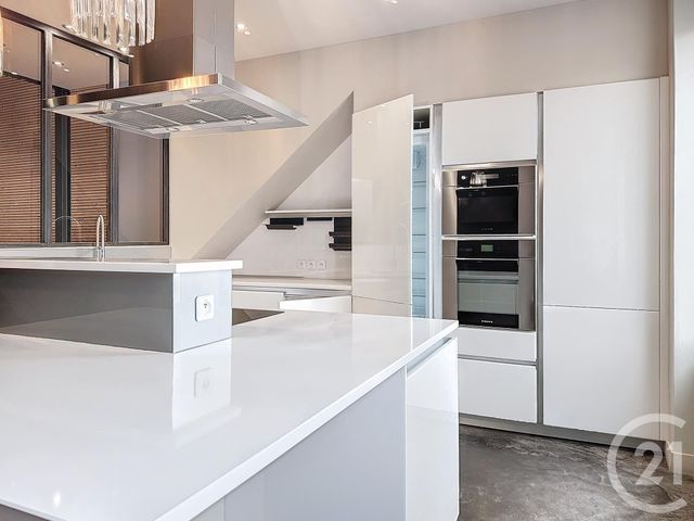 Afficher la photo en grand maison à vendre - 5 pièces - 180.0 m2 - ANGOULEME - 16 - POITOU-CHARENTES - Century 21 Aloha Immobilier