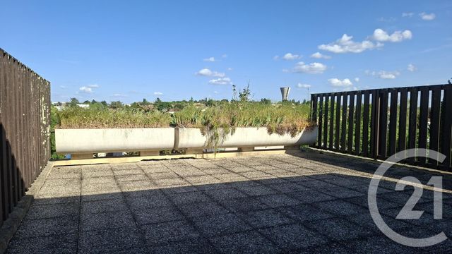 Appartement T1 à vendre - 1 pièce - 43.29 m2 - ANGOULEME - 16 - POITOU-CHARENTES - Century 21 Aloha Immobilier