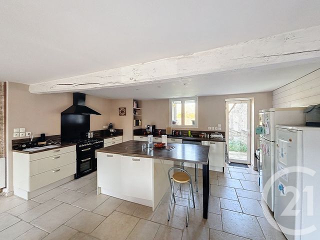 maison à vendre - 6 pièces - 218.0 m2 - JAULDES - 16 - POITOU-CHARENTES - Century 21 Aloha Immobilier