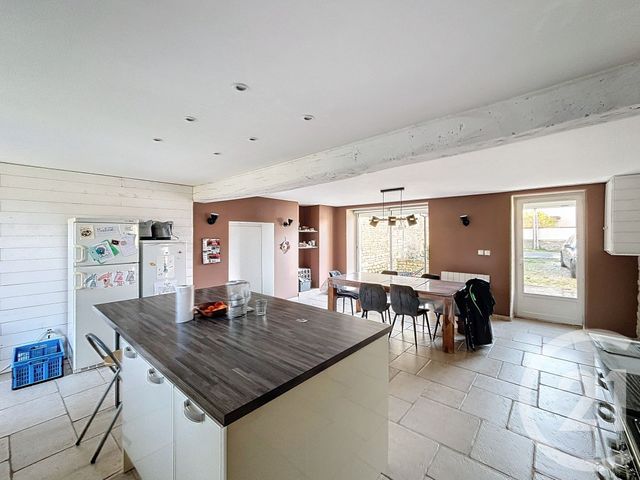 maison à vendre - 6 pièces - 218.0 m2 - JAULDES - 16 - POITOU-CHARENTES - Century 21 Aloha Immobilier