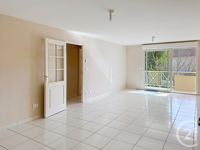 Appartement T3 à vendre - 3 pièces - 65.6 m2 - ANGOULEME - 16 - POITOU-CHARENTES - Century 21 Aloha Immobilier
