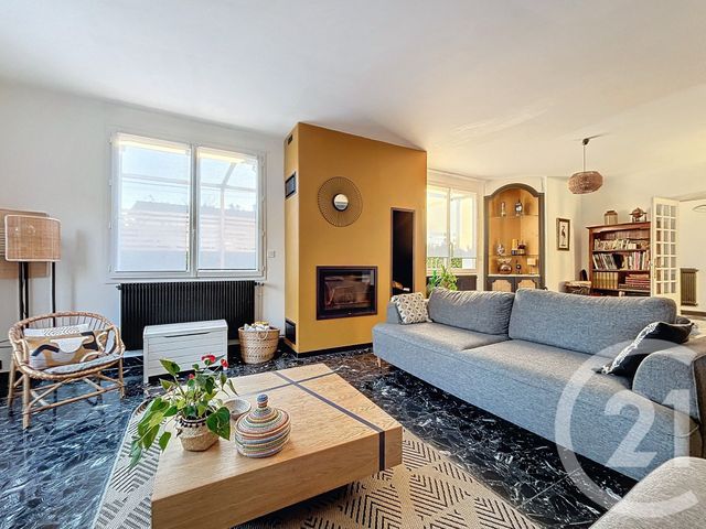 maison à vendre - 8 pièces - 270.5 m2 - ANGOULEME - 16 - POITOU-CHARENTES - Century 21 Aloha Immobilier