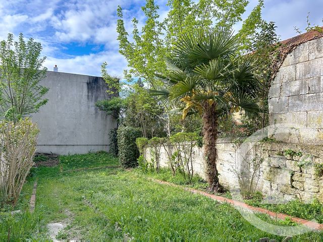 Appartement F2 à louer - 2 pièces - 53.0 m2 - ANGOULEME - 16 - POITOU-CHARENTES - Century 21 Aloha Immobilier