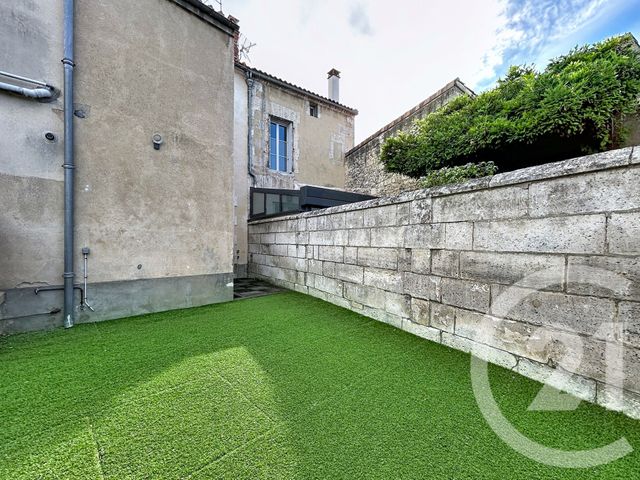 maison à louer - 5 pièces - 100.91 m2 - ANGOULEME - 16 - POITOU-CHARENTES - Century 21 Aloha Immobilier