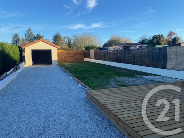maison à vendre - 4 pièces - 76.0 m2 - LINARS - 16 - POITOU-CHARENTES - Century 21 Aloha Immobilier