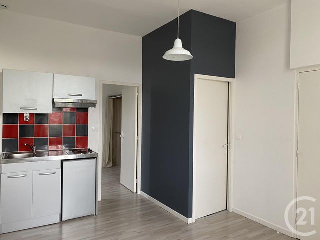 Appartement F2 à louer - 2 pièces - 25.35 m2 - ANGOULEME - 16 - POITOU-CHARENTES - Century 21 Aloha Immobilier