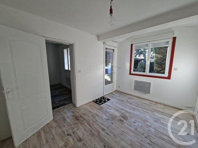 maison à vendre - 6 pièces - 141.0 m2 - ST YRIEIX SUR CHARENTE - 16 - POITOU-CHARENTES - Century 21 Aloha Immobilier