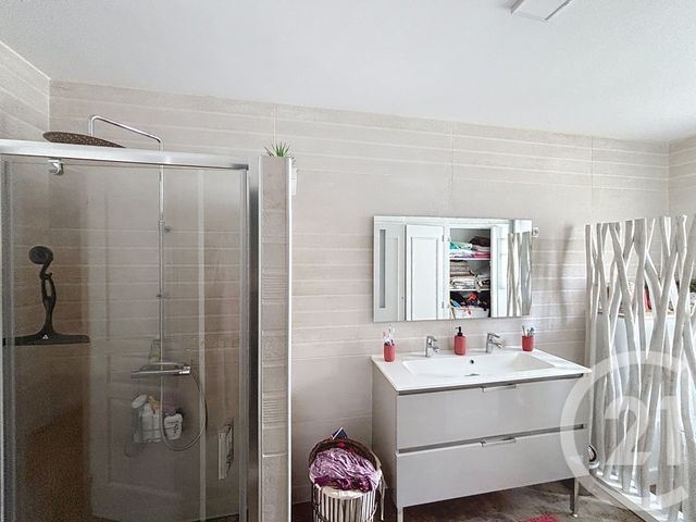 Afficher la photo en grand maison à vendre - 7 pièces - 160.0 m2 - ANGOULEME - 16 - POITOU-CHARENTES - Century 21 Aloha Immobilier