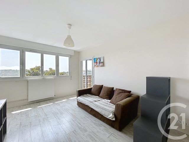 Appartement F2 à louer - 2 pièces - 45.8 m2 - ANGOULEME - 16 - POITOU-CHARENTES - Century 21 Aloha Immobilier
