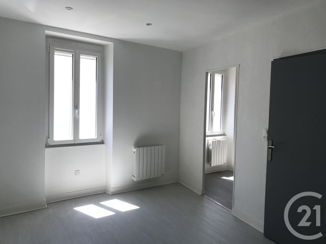 Appartement Autre à vendre - 5 pièces - 72.0 m2 - MAGNAC SUR TOUVRE - 16 - POITOU-CHARENTES - Century 21 Aloha Immobilier