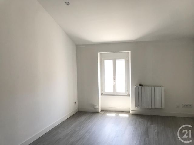 Appartement Autre à vendre - 5 pièces - 72.0 m2 - MAGNAC SUR TOUVRE - 16 - POITOU-CHARENTES - Century 21 Aloha Immobilier