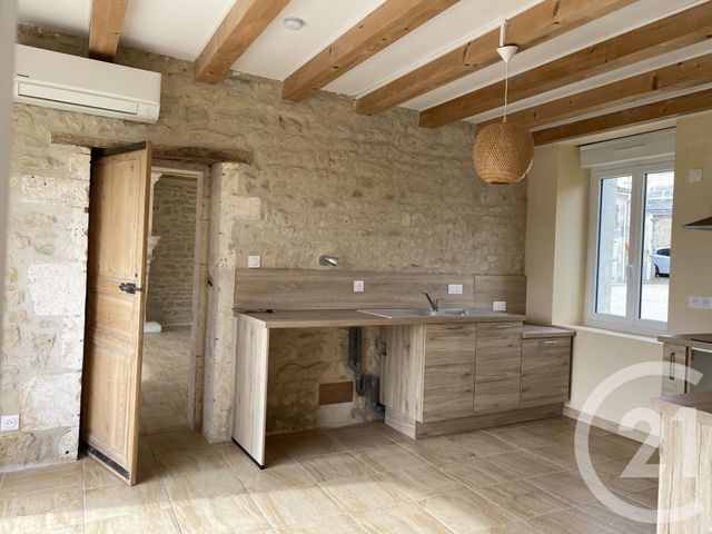 maison à louer - 7 pièces - 162.0 m2 - ST GENIS D HIERSAC - 16 - POITOU-CHARENTES - Century 21 Aloha Immobilier