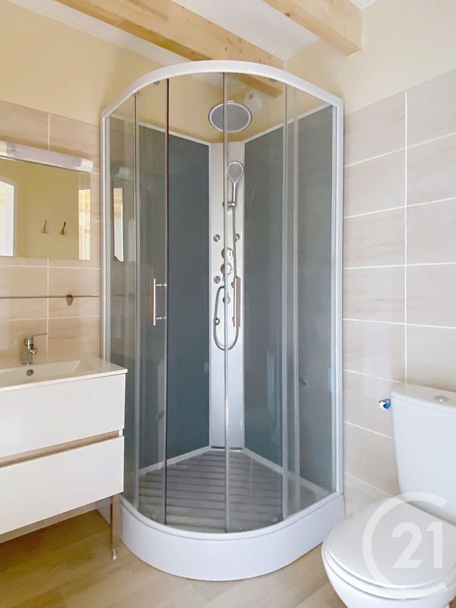 maison à louer - 7 pièces - 162.0 m2 - ST GENIS D HIERSAC - 16 - POITOU-CHARENTES - Century 21 Aloha Immobilier