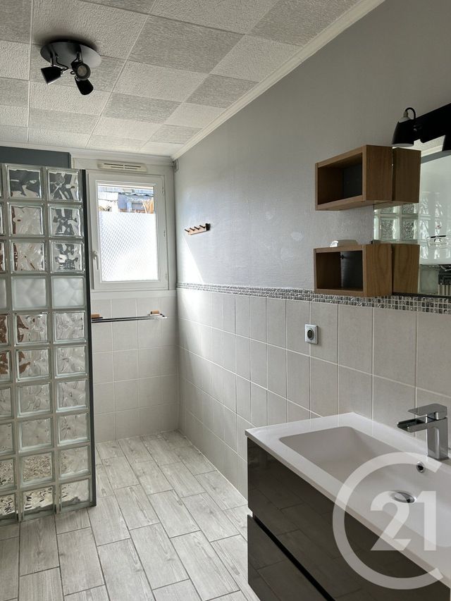 maison à vendre - 2 pièces - 55.0 m2 - ANGOULEME - 16 - POITOU-CHARENTES - Century 21 Aloha Immobilier