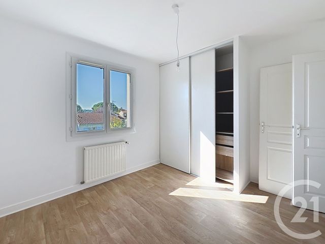 maison à louer - 4 pièces - 124.29 m2 - SOYAUX - 16 - POITOU-CHARENTES - Century 21 Aloha Immobilier