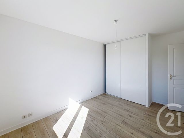 maison à louer - 4 pièces - 124.29 m2 - SOYAUX - 16 - POITOU-CHARENTES - Century 21 Aloha Immobilier