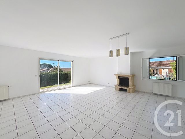 maison à louer - 4 pièces - 124.29 m2 - SOYAUX - 16 - POITOU-CHARENTES - Century 21 Aloha Immobilier