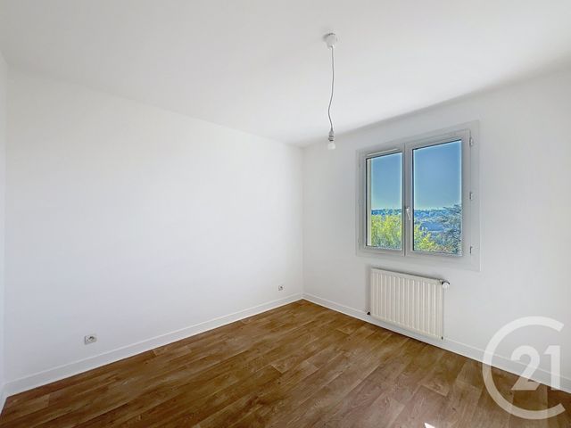 maison à louer - 4 pièces - 124.29 m2 - SOYAUX - 16 - POITOU-CHARENTES - Century 21 Aloha Immobilier