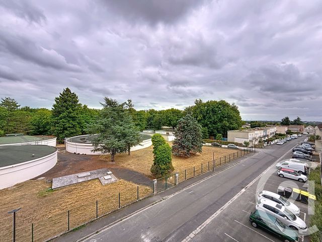 Appartement F3 à vendre - 3 pièces - 67.0 m2 - SOYAUX - 16 - POITOU-CHARENTES - Century 21 Aloha Immobilier